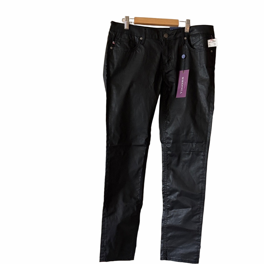 NWT Vigoss black The Jagger Skinny pant.
Size 30 L 31. Vintage.